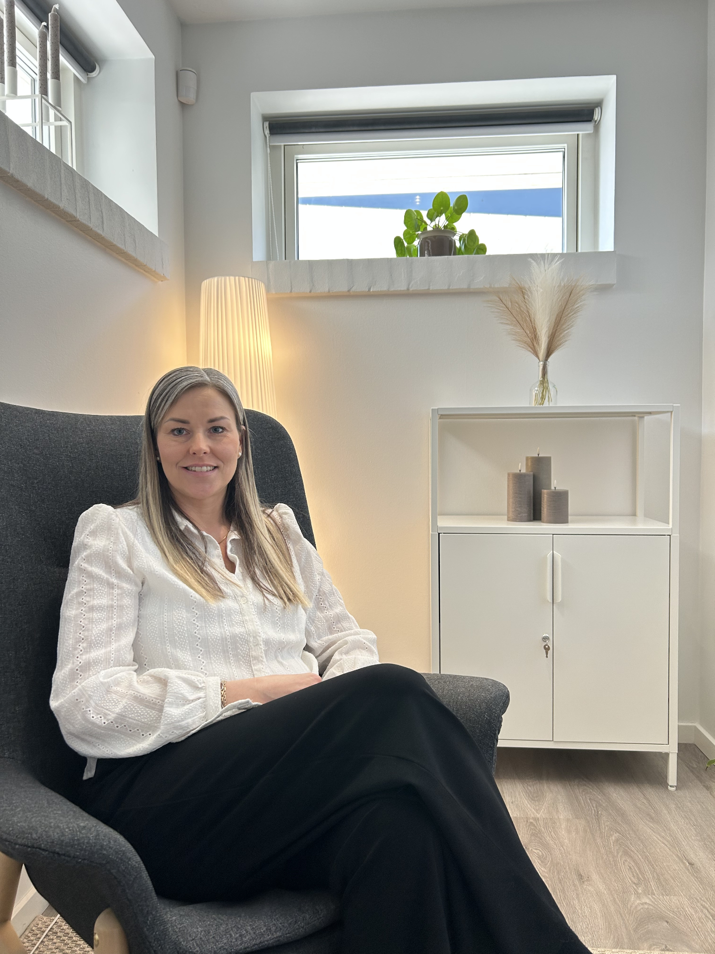 Sandie Axdal Vilandt i sin praksis i Kastrup — gratis afklarende samtale